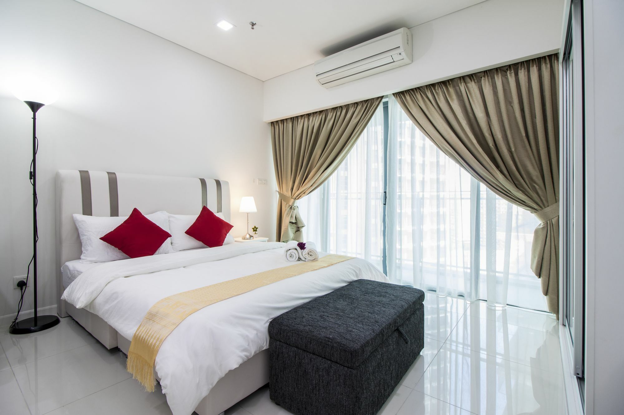 Summer Suites By Plush Kuala Lumpur Exteriör bild